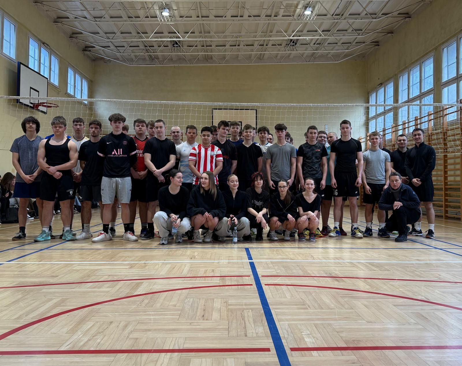 Turniej piłkarski w ZSBD - emocje, rywalizacja i sportowy duch!
